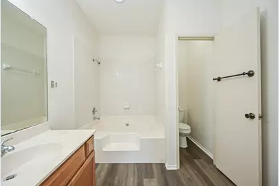 338 Wilcrest Dr Drive #338, Houston, TX 77042 - Photo 11