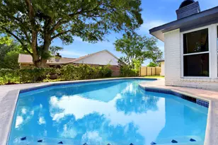 621 W Castle Harbour Dr, Friendswood, TX 77546 - Photo 21