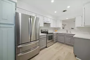 2515 Bering Dr, Houston, TX 77057 - Photo 9