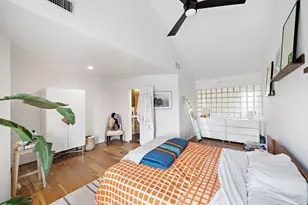 3018 Baldwin St, Houston, TX 77006 - Photo 15