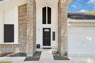 5538 Fairview Forest Dr, Houston, TX 77088 - Photo 3