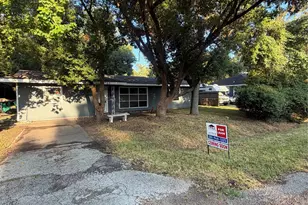 703 Lilac St, La Marque, TX 77568 - Photo 1