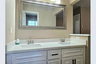 4231 Southchase Lane, Houston, TX 77014 - Photo 19