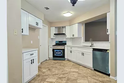 4231 Southchase Lane, Houston, TX 77014 - Photo 5