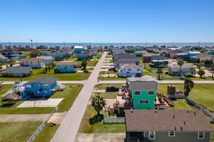 4034 Reeves Dr, Galveston, TX 77554 - Photo 27