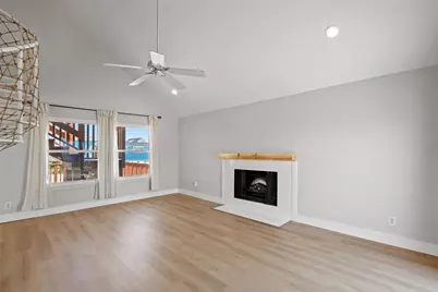 4034 Reeves Drive, Galveston, TX 77554 - Photo 5