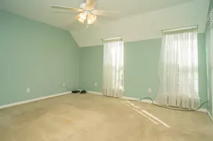 11525 Burdine St, Houston, TX 77035 - Photo 13