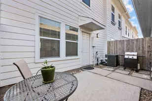 1937 Kemah Village Dr, Kemah, TX 77565 - Photo 17