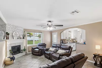 2414 Loch Lomond Street, Highlands, TX 77562 - Photo 7