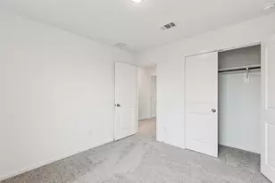 1009 S Oakhurst Dr, Dayton, TX 77535 - Photo 13