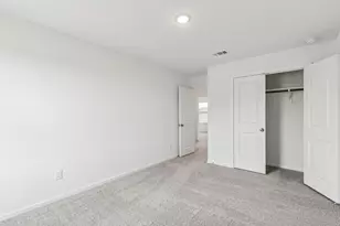 1009 S Oakhurst Dr, Dayton, TX 77535 - Photo 15