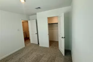 2627 Afton Hts Wy, Houston, TX 77051 - Photo 11