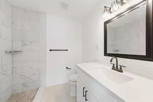 4356 Phlox St, Houston, TX 77051 - Photo 19