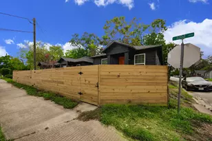 1206 E 33rd St, Houston, TX 77022 - Photo 7