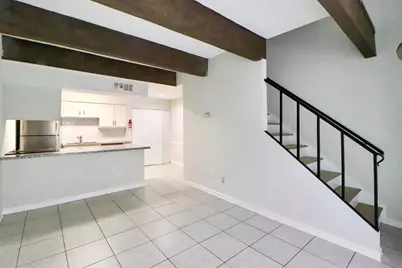 5929 Queensloch Drive #127, Houston, TX 77096 - Photo 3