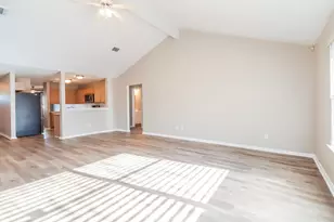 10815 Malden Dr, Houston, TX 77075 - Photo 3