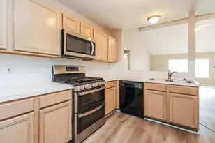 10815 Malden Dr, Houston, TX 77075 - Photo 7