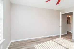 10815 Malden Dr, Houston, TX 77075 - Photo 13