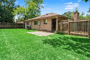 11410 Dew Arbor St, Houston, TX 77067 - Photo 15
