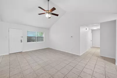 12818 Westella Drive, Houston, TX 77077 - Photo 11