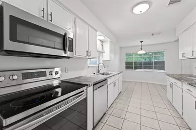 12818 Westella Drive, Houston, TX 77077 - Photo 21
