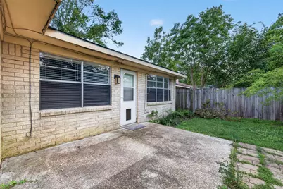 12818 Westella Drive, Houston, TX 77077 - Photo 37