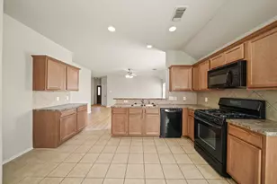 2134 Vermillion Oak St, Fresno, TX 77545 - Photo 5