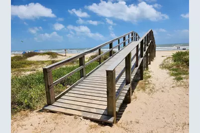 143 W Palm Street, Surfside Beach, TX 77541 - Photo 3