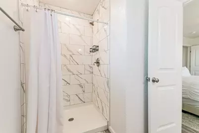 143 W Palm Street, Surfside Beach, TX 77541 - Photo 25