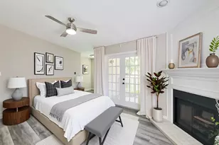 2220 Bering Dr, Houston, TX 77057 - Photo 9