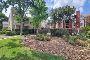 2220 Bering Dr, Houston, TX 77057 - Photo 3