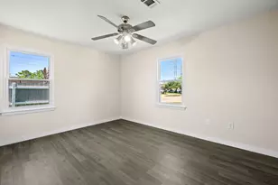 14902 Elmtex Dr, Humble, TX 77396 - Photo 11