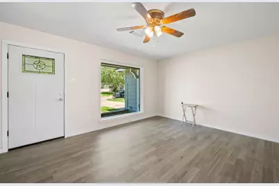 14902 Elmtex Drive, Humble, TX 77396 - Photo 3