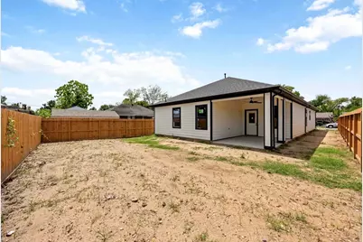 7012 Duan Street, Houston, TX 77022 - Photo 23