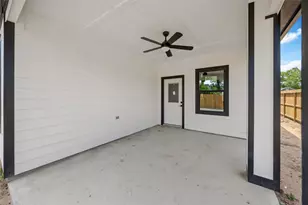 7012 Duan St, Houston, TX 77022 - Photo 21