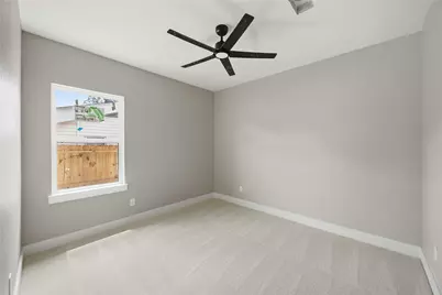 7012 Duan Street, Houston, TX 77022 - Photo 15