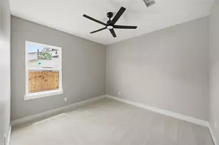 7012 Duan St, Houston, TX 77022 - Photo 15