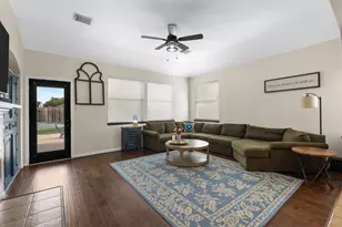 10939 Tattershall Ln, Missouri City, TX 77459 - Photo 9