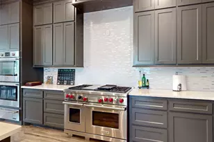 5726 Martha Ln, Houston, TX 77032 - Photo 11