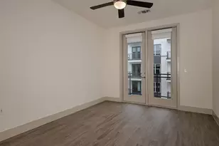 8900 Six Pines Dr, The Woodlands, TX 77380 - Photo 11