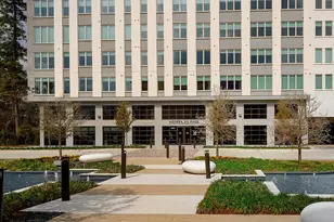 8900 Six Pines Dr, The Woodlands, TX 77380 - Photo 47