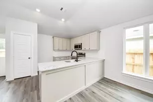 18720 Loom dr, Conroe, TX 77306 - Photo 13