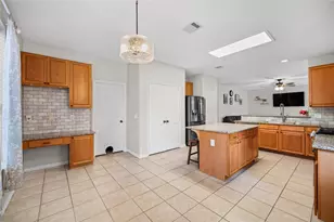 18702 Woodbreeze Dr, Humble, TX 77346 - Photo 19