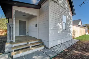 1301 Southgate Dr, Rosenberg, TX 77471 - Photo 27