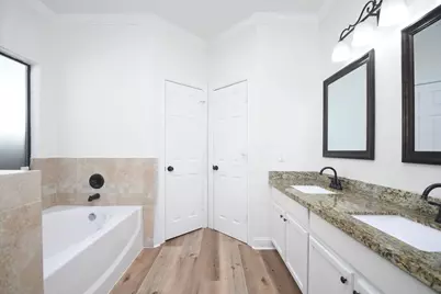 8306 Brandon Street, Houston, TX 77051 - Photo 27