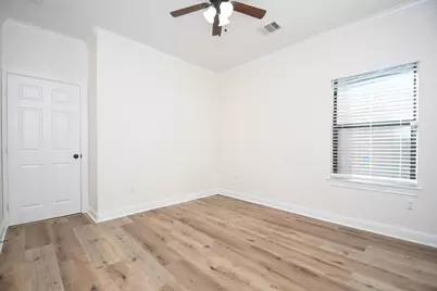 8306 Brandon Street, Houston, TX 77051 - Photo 19