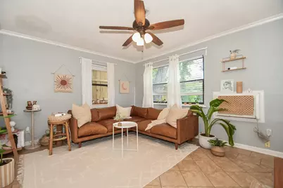 4623 Yupon Street #3, Houston, TX 77006 - Photo 3