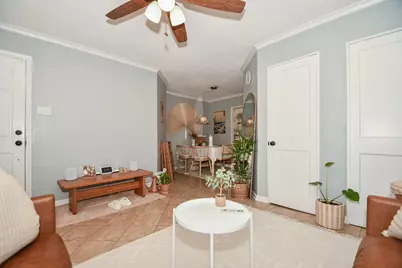 4623 Yupon Street #3, Houston, TX 77006 - Photo 7