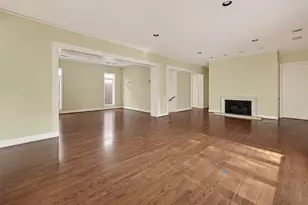 315 Sugar Berry Cir, Houston, TX 77024 - Photo 11