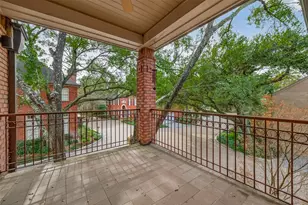 315 Sugar Berry Cir, Houston, TX 77024 - Photo 45